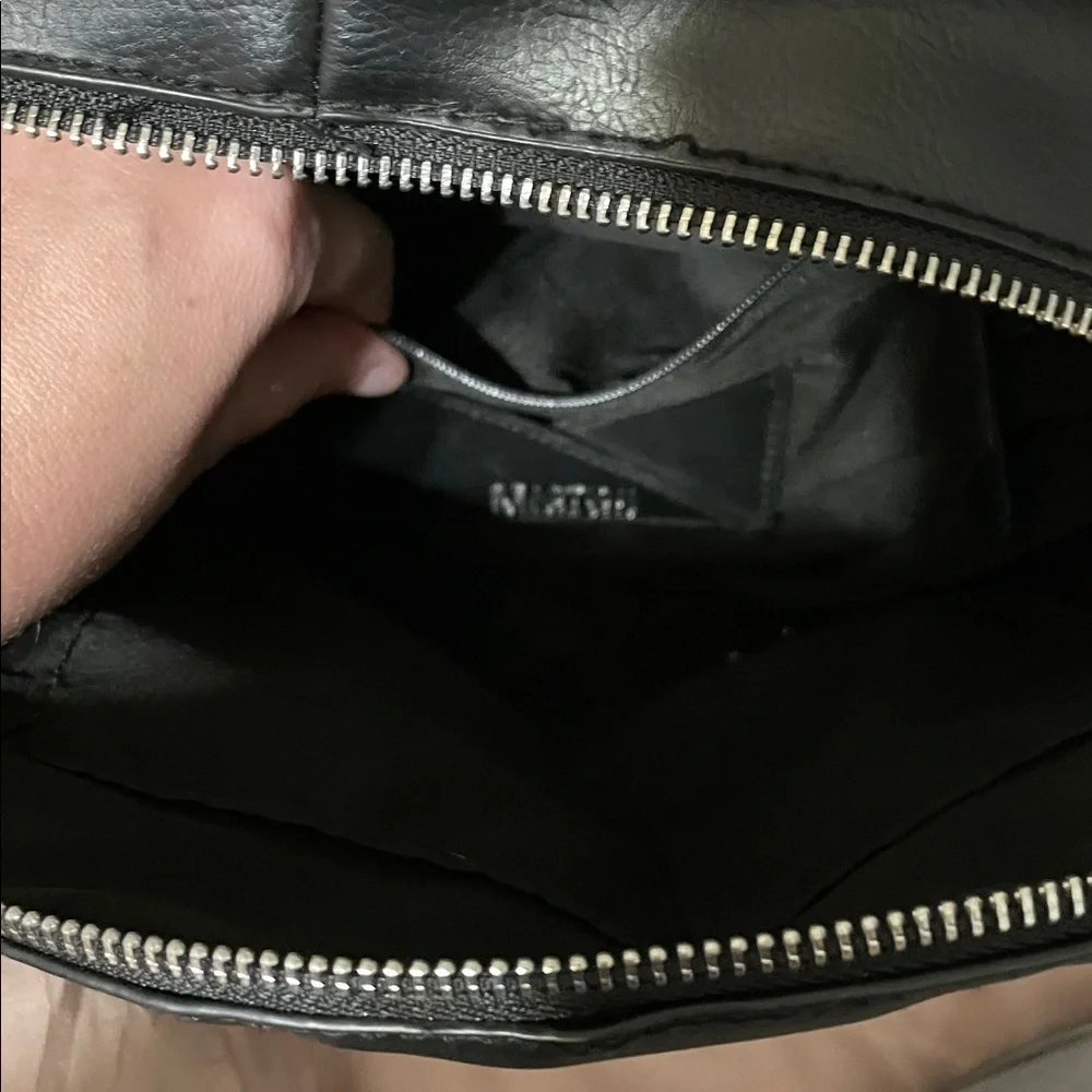 Reaction Kenneth Cole NWOT Black Vegan Leather Pebble Backpack Purse - Picture 9 of 10